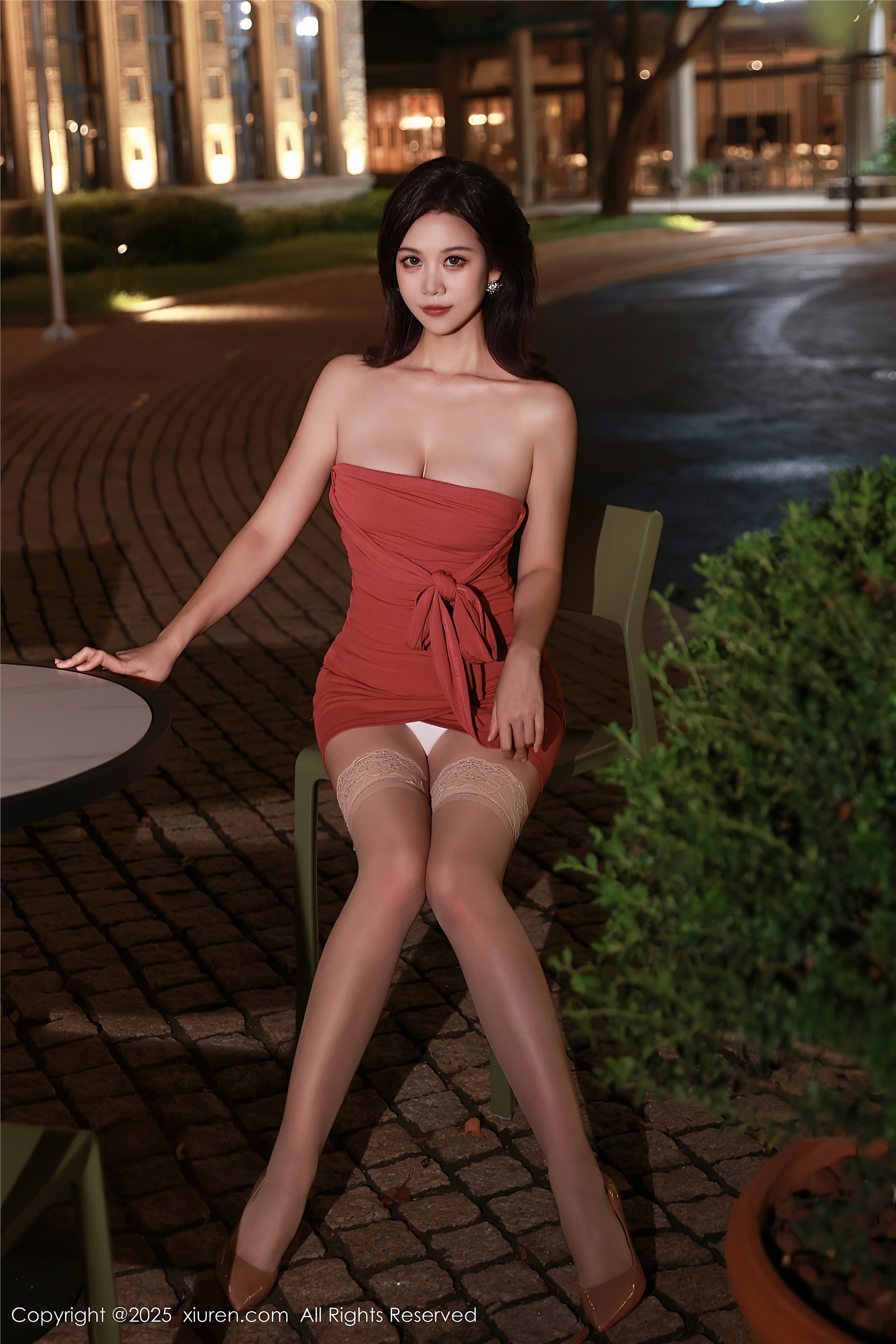 Xiuren秀人网 2025.10.16 NO.10876 玫瑰我爱你